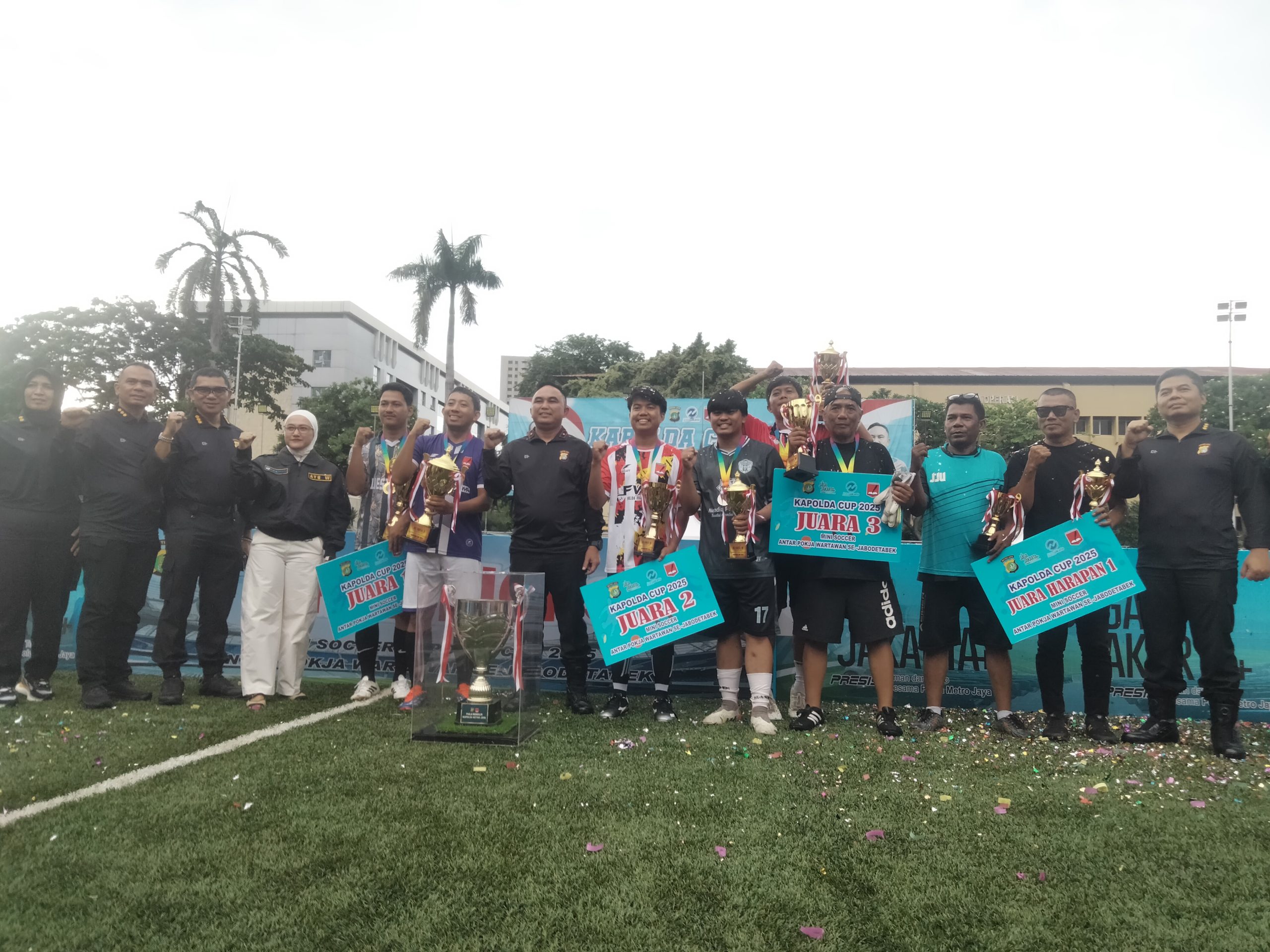 Lawan Dilapangan Kawan Saat Liputan, Wakapolda Metro Jaya Tutup Pertandingan Kapolda Cup 2025