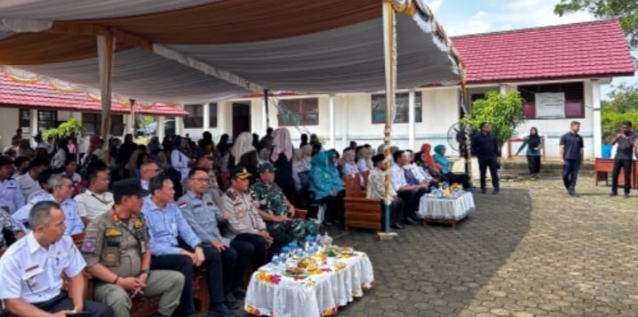 Peringati Hari Disabilitas Internasional & Hari Guru Nasional, SLB Negeri PALI Gelar Kegiatan Inklusif, Kapolres: “Mereka Adalah Pemimpin Masa Depan”