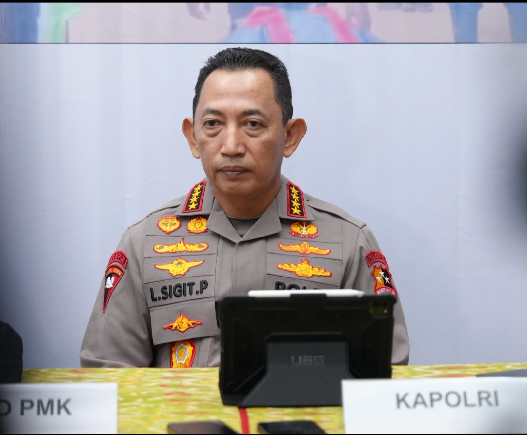 Kapolri Tegaskan Personel dan Logistik Dikerahkan ke Lokasi Terisolir Bencana Sumatera