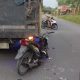 Telah Terjadi Lakalantas di Jalan Lintas Desa Air itam, Mobil Truck Vs Motor