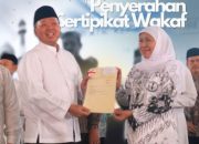 Menteri ATR/Kepala BPN Serahkan Simbolis Sertipikat Wakaf kepada Gubernur Jawa Timur di Masjid Nasional Al Akbar Surabaya