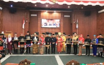 Badan Keuangan DPRD Kota Depok Berikan Penghargaan ke 10 Anggota Dewan katagori Disiplin