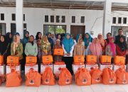 Pemkab Bondowoso Bersama BPBD Kunjungi dan Salurkan Bantuan Sosial kepada Lansia di Desa Pucang Anom