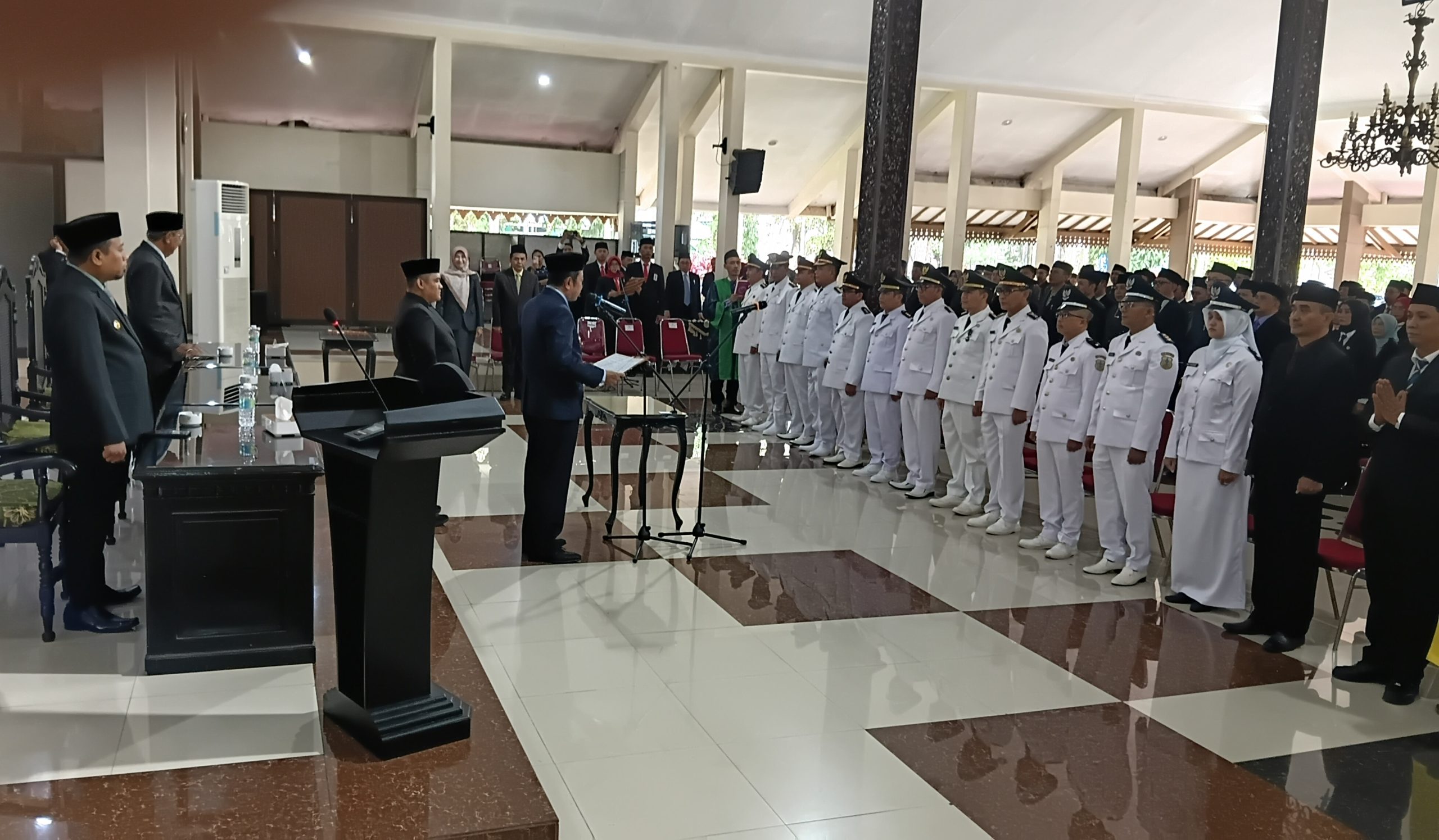 Bupati Bondowoso Lantik Puluhan Pejabat Fungsional dan Struktural Untuk Perkuat Tata Kelola Birokrasi