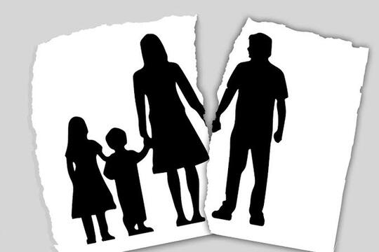 Orang Tua Tidak Mengakui Anak Kandung, Bagaimana Hukumnya?