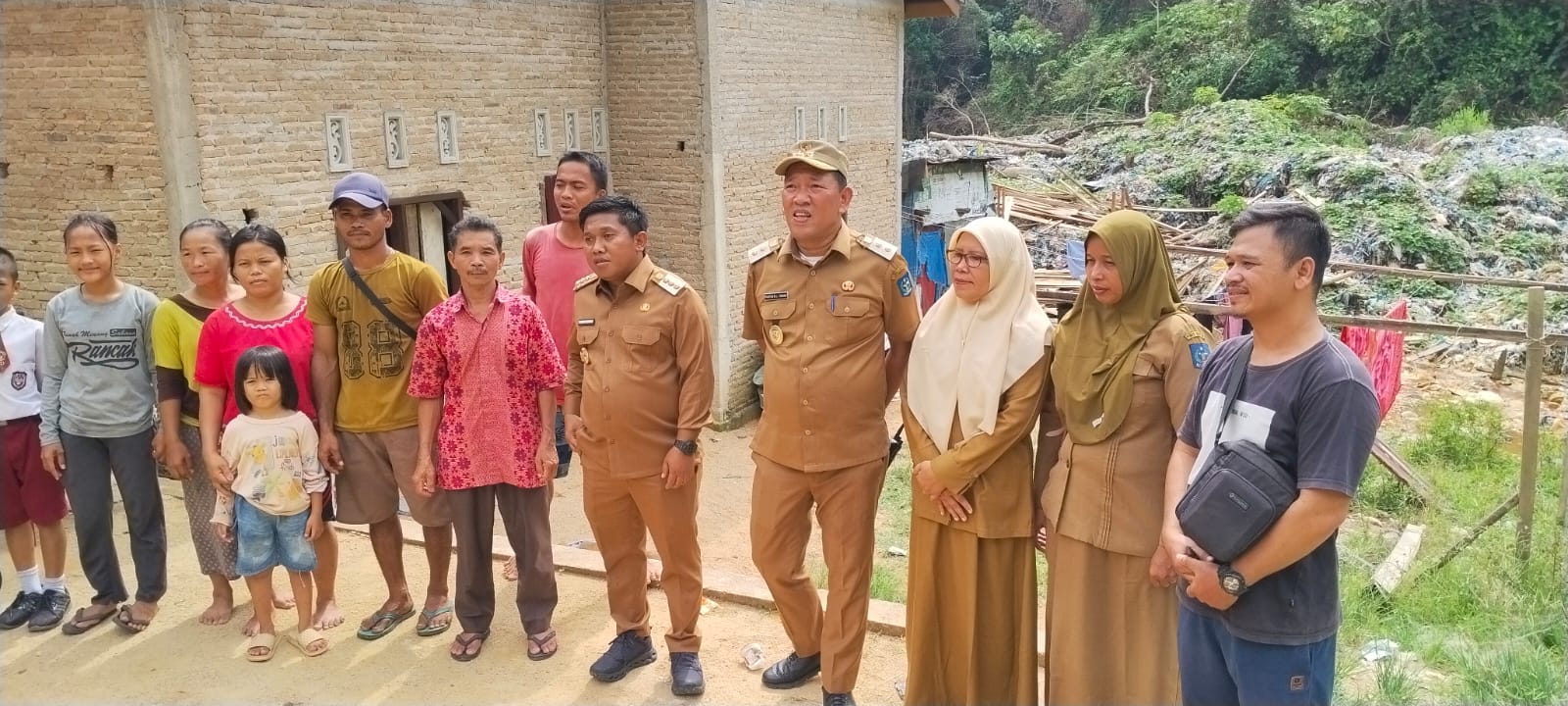 Tinjau Longsor di Parombunan, Wali Kota Sibolga Tegaskan Pendataan Harus Valid