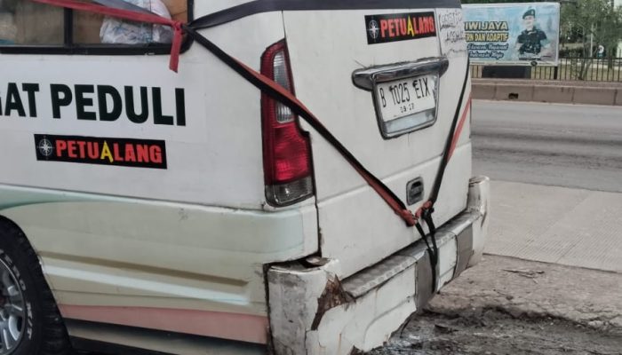 Parah !! Mobil Relawan Pembawa Bantuan Logistik Tujuan Aceh Dipalak Oknum Dishub di Wilayah Palembang