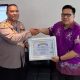 Sinergi Perlindungan Anak, Komnas PA Bandar Lampung Beri Piagam ke Kombes Pol Erwin Irawan