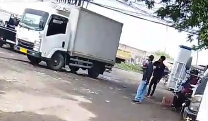 Masyarakat Keluhkan Maraknya Calo di Lingkungan Dinas Perhubungan Kabupaten Bekasi