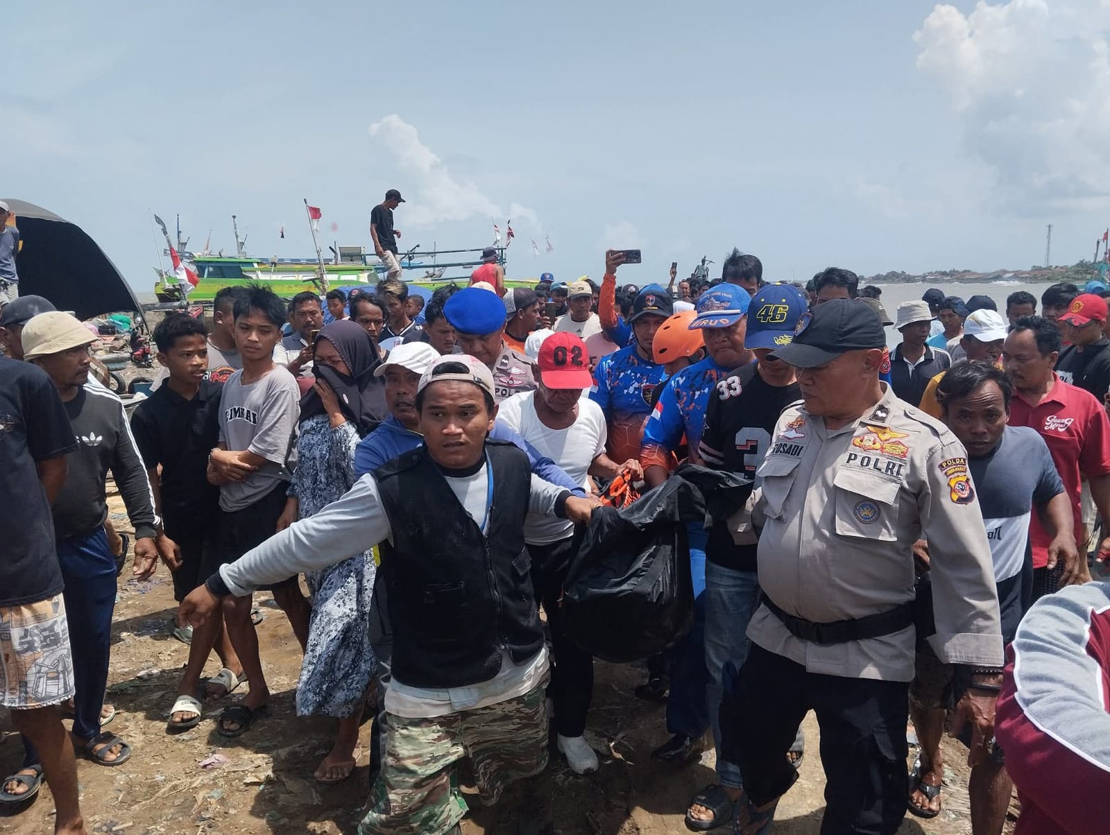 Nelayan Warga Dadap yang Hilang Ditemukan Meninggal Dunia di Perairan Juntinyuat