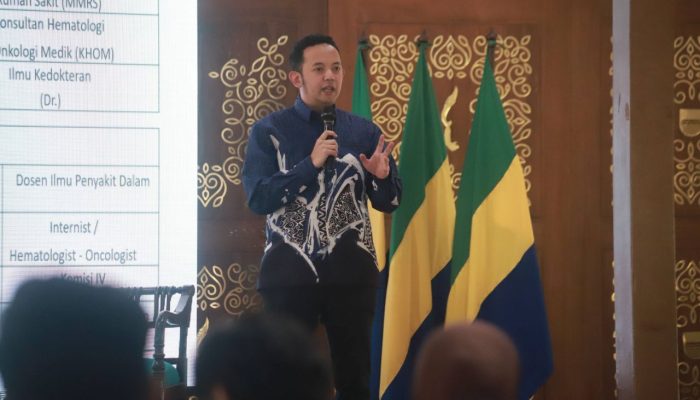 DR. AGUNG BAGIKAN TIPS PENGABDIAN MASYARAKAT YANG BERDAMPAK