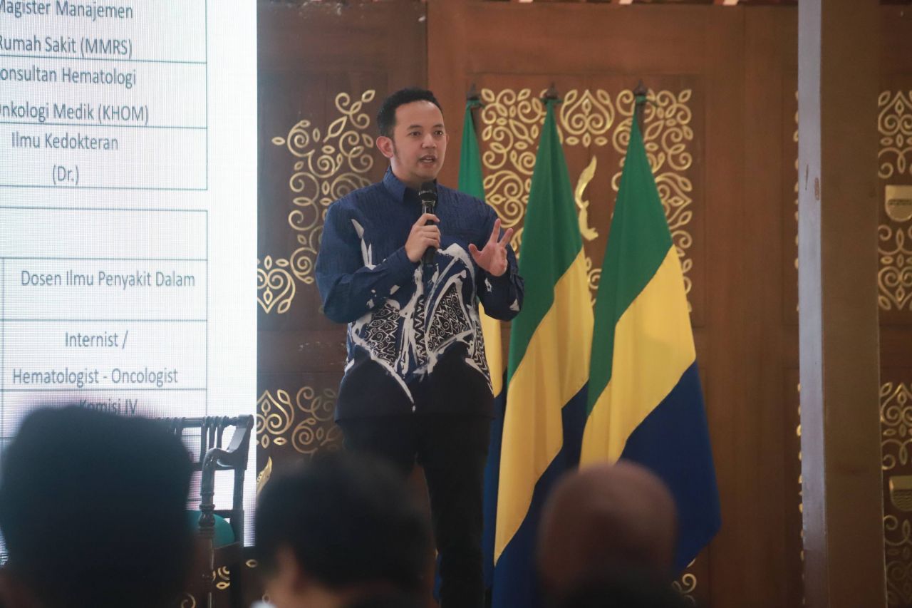DR. AGUNG BAGIKAN TIPS PENGABDIAN MASYARAKAT YANG BERDAMPAK