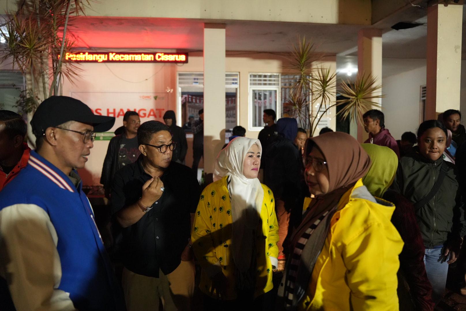 "Wujud Tanggung Jawab Moral, Golkar Jabar Salurkan Bantuan Logistik bagi Korban Longsor Cisarua KBB"
