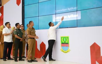 Pemkab Bekasi Ciptakan Aplikasi Baru Layanan Perizinan untuk Permudah Birokrasi dan Investasi