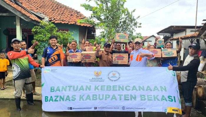 Baznas Kabupaten Bekasi Bentuk 5 Tim Tanggap Banjir Salurkan Bantuan Tepat Sasaran