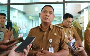 Plt Bupati Bekasi Intruksikan Jajaran Perangkat Daerah Bantu Warga Terdampak Banjir