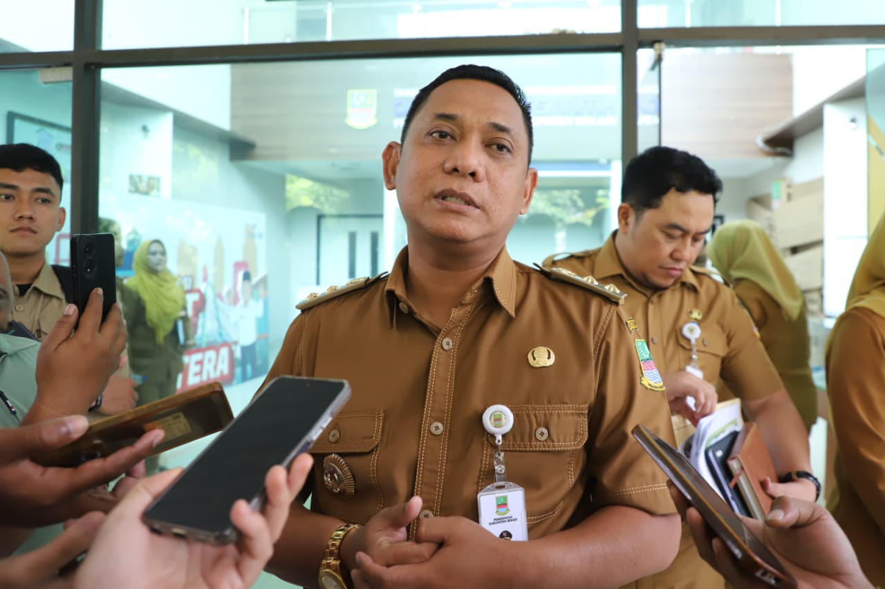 Plt Bupati Bekasi Intruksikan Jajaran Perangkat Daerah Bantu Warga Terdampak Banjir