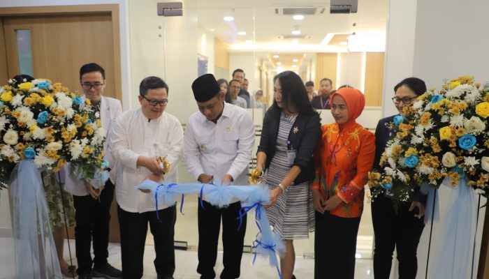 Plt Bupati Bekasi Resmikan Unit Rehabilitasi Medik RS Siloam, Pelayanan Pasien BPJS dan Umum Minta Disetarakan