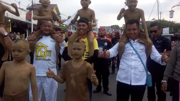 Tangkis Narasi Buzzer Tentang Perjuangan Buruh, Ketua Serikat Buruh Purwakarta : Perjuangkan Hak Kok Dibilang Gak Bersyukur!