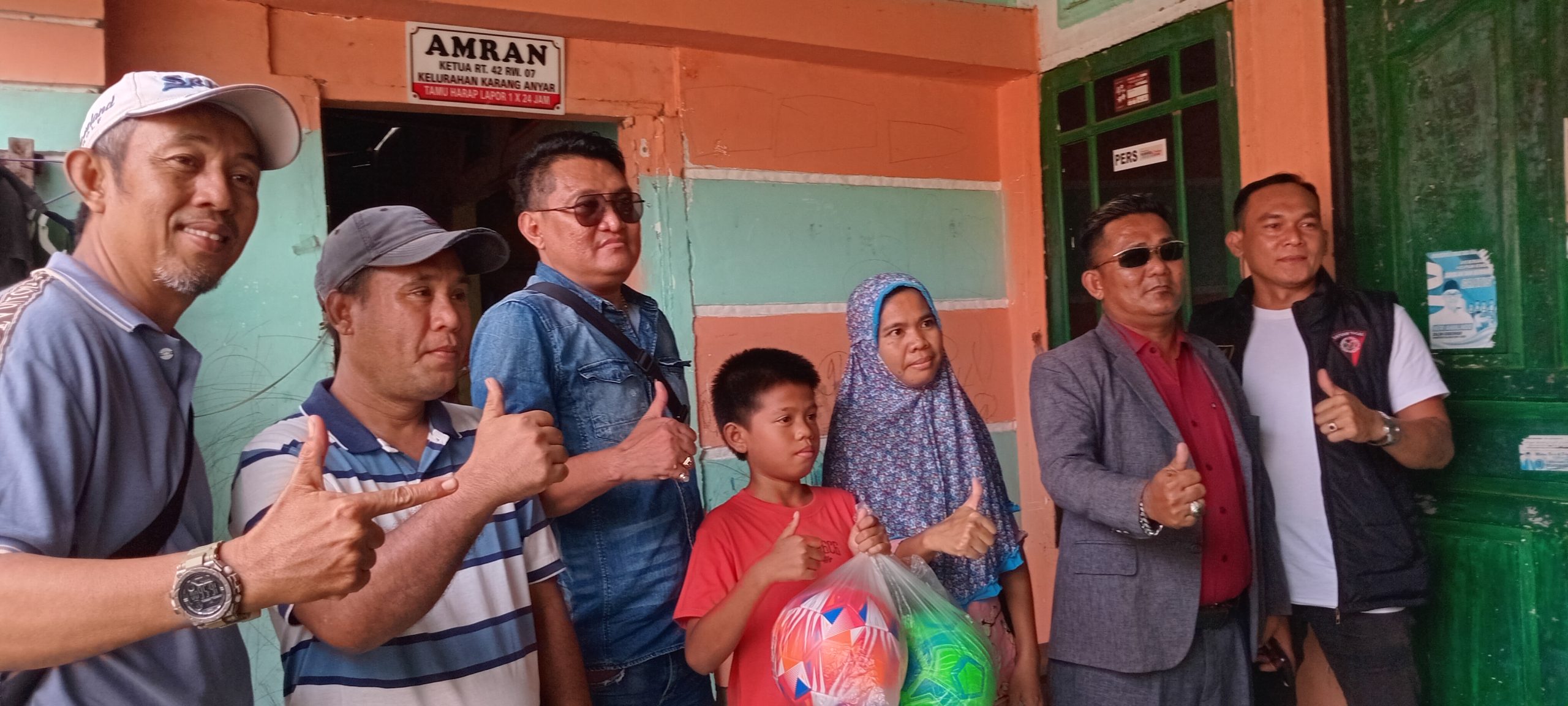 Menyikapi Viralnya Kejadian di SD Negeri 143, ORMAS DPP GBR Sambangi Rumah Randi Untuk Berikan Rasa Kepedulian
