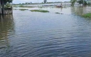 Warga Kampung Utan Gedong Keluhkan Banjir Sudah Hampir Sebulan Lumpuhkan Aktivitas