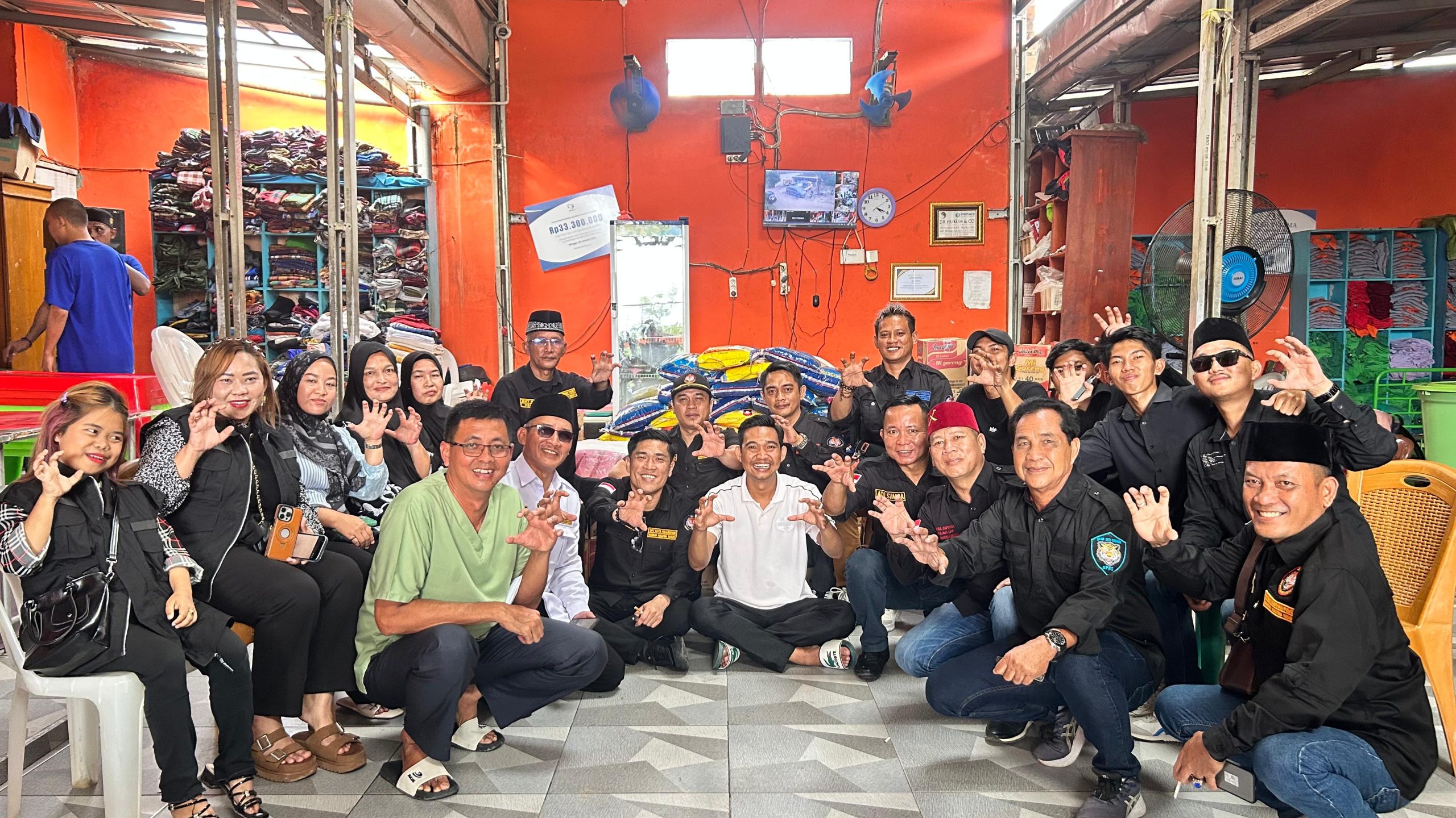 Harimau Sumatera Bersatu Peduli, Salurkan Bantuan Untuk ODGJ dan Lansia Terlantar Melalui Yayasan Bagus Mandiri Insani