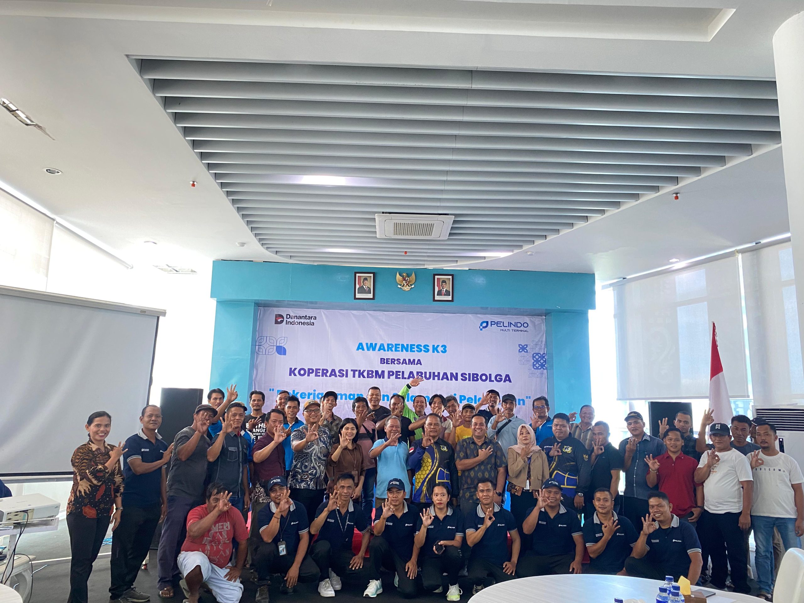 SPMT Branch Sibolga Perkuat Budaya K3 melalui Sosialisasi Awareness K3 Keselamatan Kerja bagi TKBM.