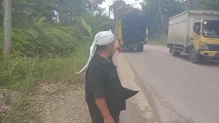 Warga Sikui Desak Penertiban Aktivitas Truk Pengangkut Batu Bara di Kabupaten Barito Utara