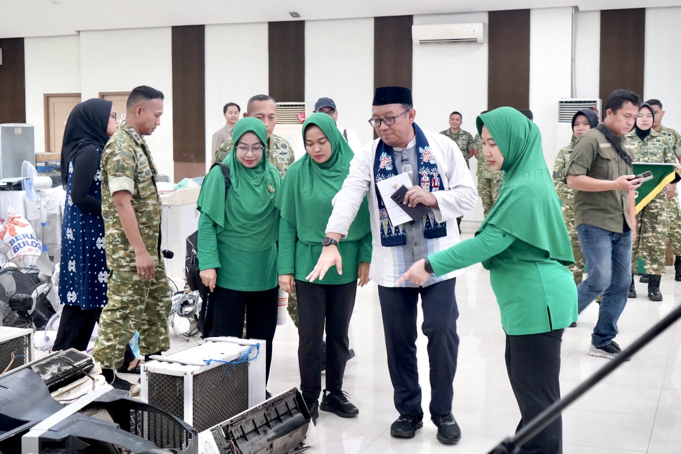 Dari Kepedulian Menjadi Aksi: Kodam Jaya dan DLH DKI Kelola 5,5 Ton Limbah Elektronik