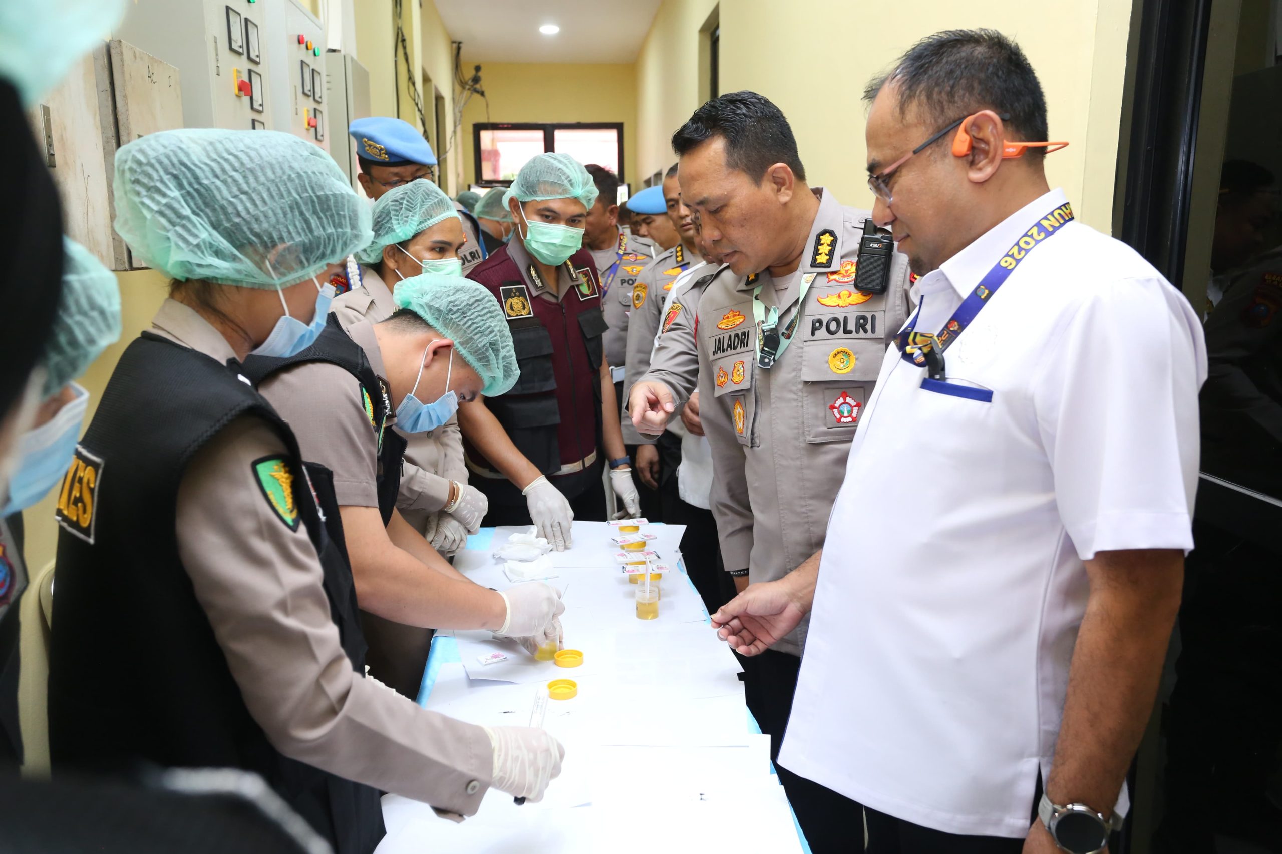Kapolda Sumut Lakukan Tes Urine Serentak Tindaklanjuti Instruksi Kapolri dalam Rapim 2026