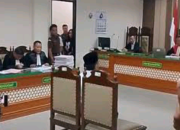 Sidang Kasus Eks Polisi Pembunuhan Berencana di PN Indramayu, Keluarga Korban Kawal Persidangan