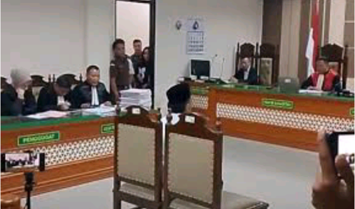Sidang Kasus Eks Polisi Pembunuhan Berencana di PN Indramayu, Keluarga Korban Kawal Persidangan