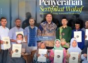 Penyerahan Sertipikat Wakaf di Kecamatan Klabang, Bondowoso
