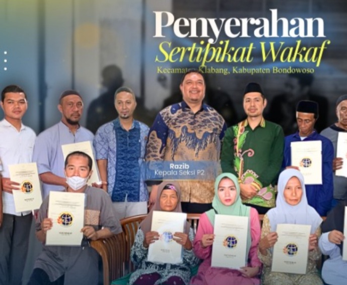 Penyerahan Sertipikat Wakaf di Kecamatan Klabang, Bondowoso