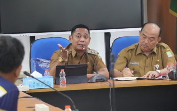 Terima Audiensi Petani Daerah Utara Bekasi, Plt Bupati Asep Surya Atmaja Siapkan Sejumlah Langkah Penyelesaian
