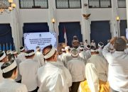 Kukuhkan Dekopinwil Jabar, Menkop Ferry Juliantono Percepat Operasionalisasi Kopdes Merah Putih