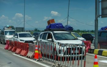 Puncak Arus Mudik Capai 270 Ribu Kendaraan, Kakorlantas Pastikan Rekayasa Lalu Lintas Bantu Situasi Terkendali