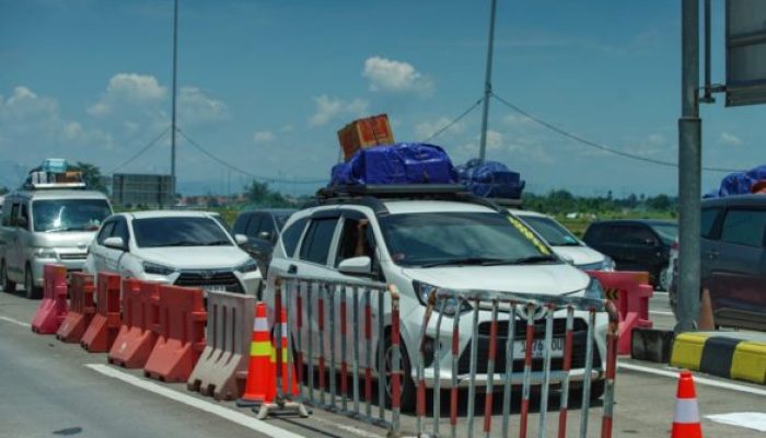 Puncak Arus Mudik Capai 270 Ribu Kendaraan, Kakorlantas Pastikan Rekayasa Lalu Lintas Bantu Situasi Terkendali
