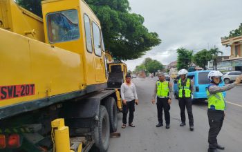 Cegah Kemacetan Pada Arus Balik Lebaran, Satlantas Polres Lampung Utara  Tindak Kendaraan Sumbu Tiga Di Jalur Lintas Sumatera