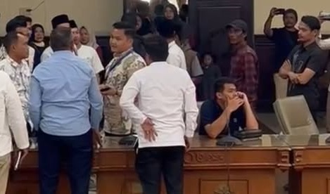 Rapat Dewan DPRK Aceh Tengah "Leasing Dilarang Tagih Nasabah, Realisasi Diperpanjang Hingga Juni 2026"