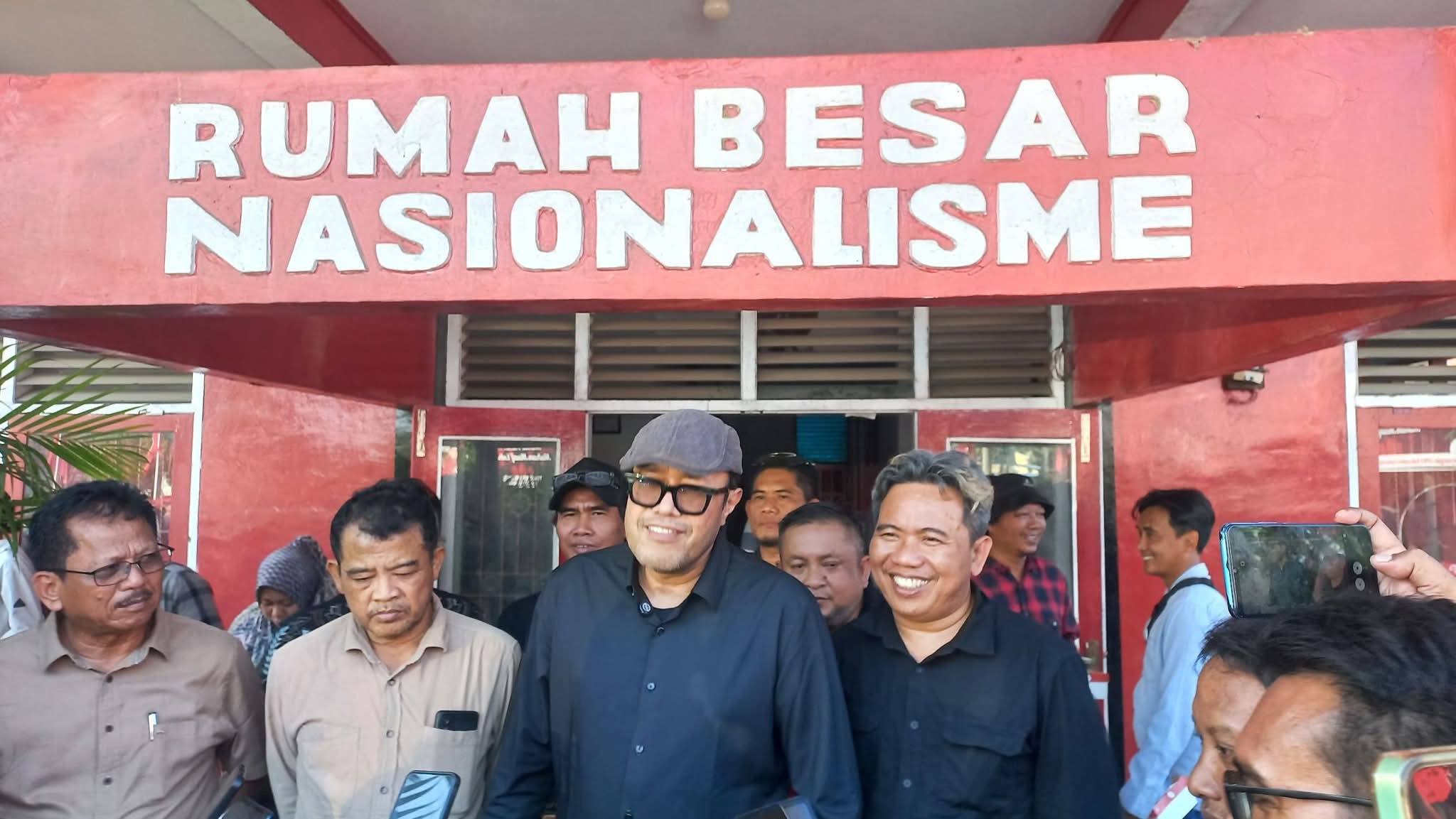 Ono Surono Soroti Tumpukan Sampah di Indramayu: Alasan Minim Armada Dinilai Klasik