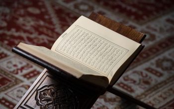 Ulama Tafsir : Proses Alquran Diturunkan Melalui 2 Fase Miliki Hikmah Tersendiri