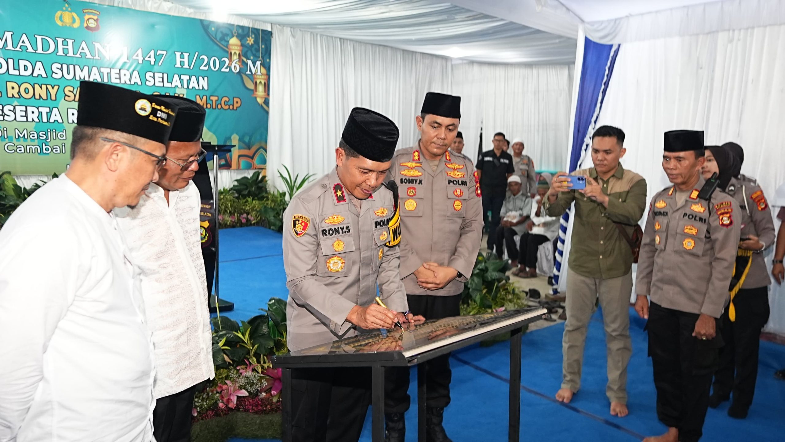 Wakapolda Sumsel Perkuat Ketahanan Sosial Lewat Safari Ramadhan di Prabumulih