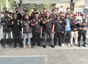 Ormas GMPAR Bagikan 500 Kotak Makanan dan 200 Takjil di Depan Kantor Kecamatan Jatibarang Ormas GMPAR Bagikan 500 Kotak Makanan dan 200 Takjil di Depan Kantor Kecamatan Jatibarang