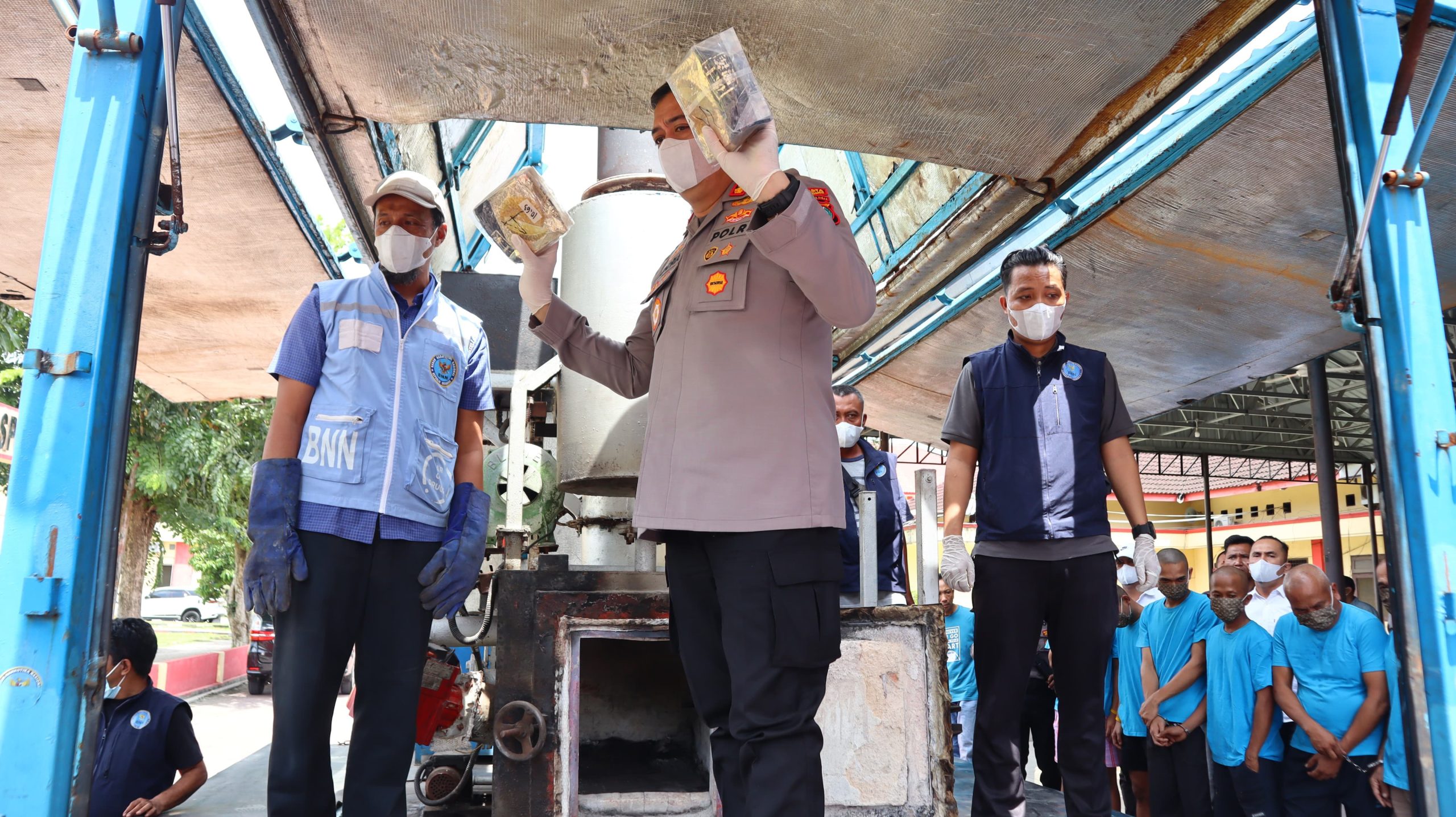 Polresta Deli Serdang Musnahkan Barang Bukti Narkoba Senilai Tujuh Miliar Rupiah Polresta Deli Serdang Musnahkan Barang Bukti Narkoba Senilai Tujuh Miliar Rupiah