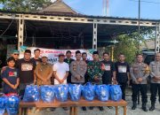 KJB Indramayu Berbagi 500 Takjil, Camat dan Kapolsek Balongan Ikut Turun ke Jalan