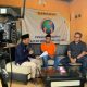 Talkshow IWO Indramayu: Edi Fauzi Nilai Pemerintahan Lucky Hakim Masih Jalan “Autopilot”