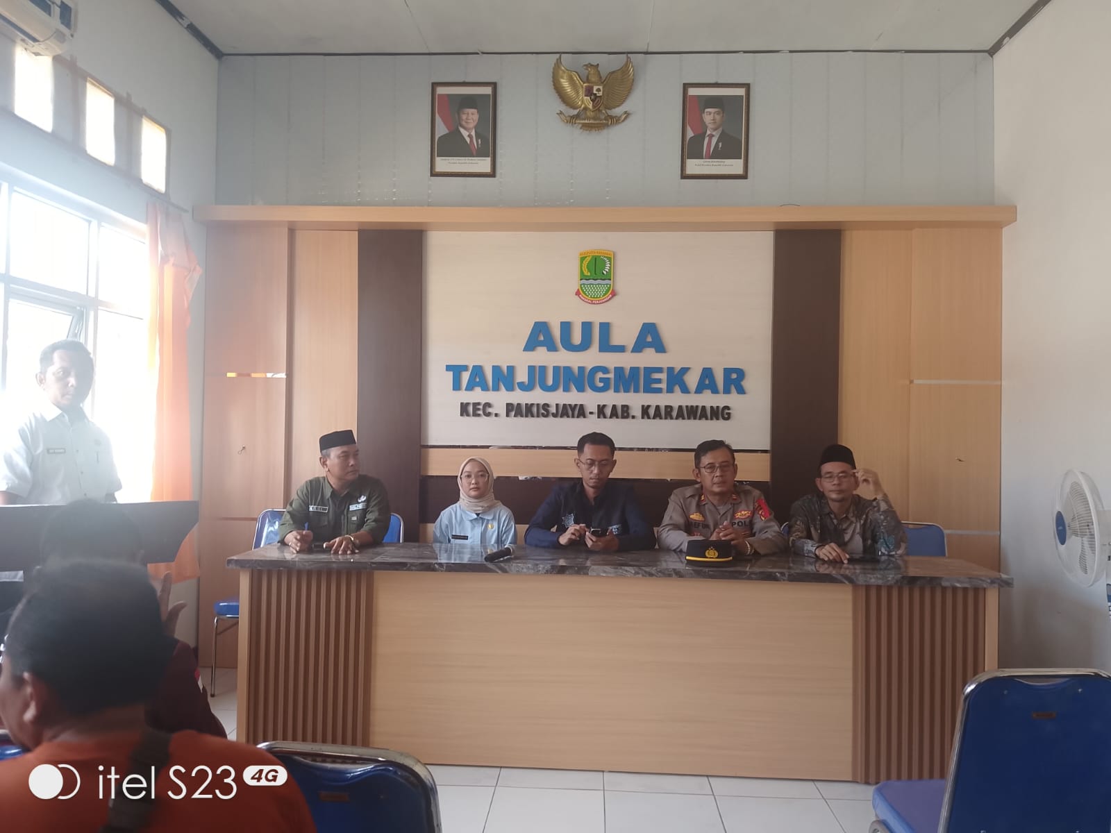 Serah Terima Jabatan Kades Tanjung Mekar: Helen Aini Syifa Resmi Menjabat Periode 2026-2034