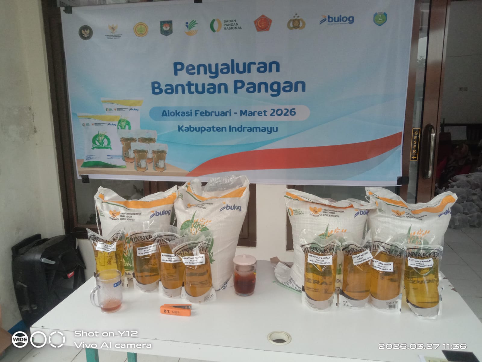 Pemdes Ujungpendok Jaya Widasari Salurkan Bantuan Pangan Tahap I untuk Februari-Maret 2026