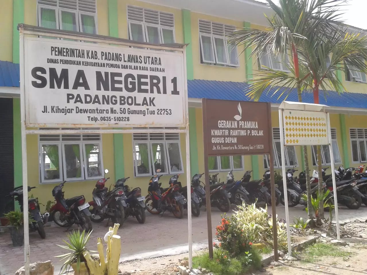 DUGAAN PENYIMPANGAN DANA BOS MENGUAT, KEPALA SMAN 1 PADANG BOLAK PILIH “DIAM MEMBISU”